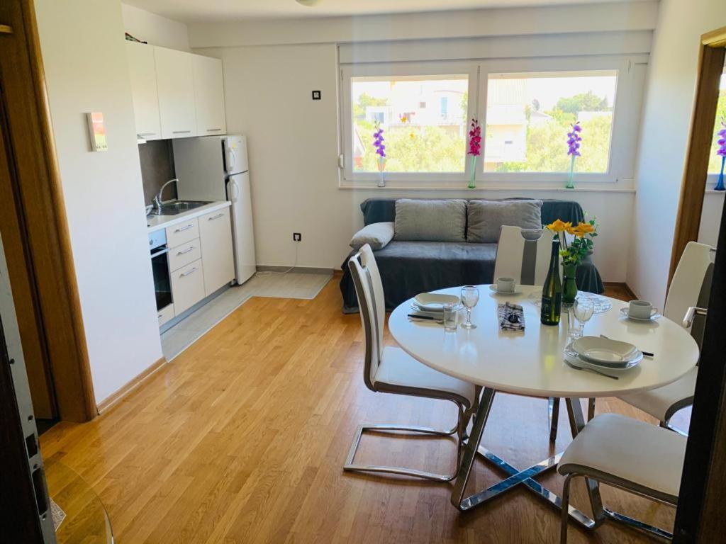 Apartments Nika Sukošan Zewnętrze zdjęcie
