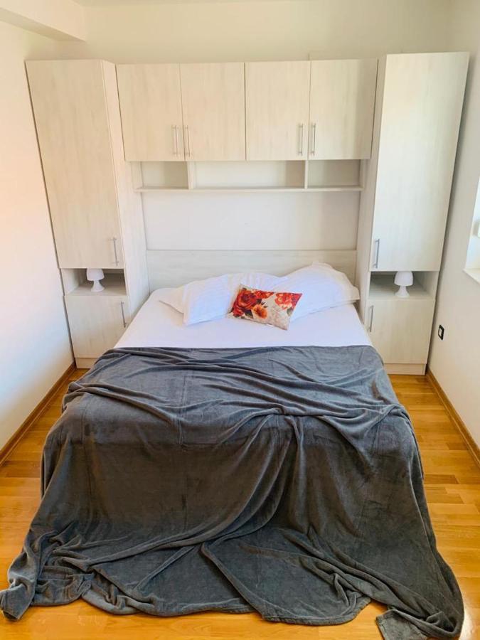 Apartments Nika Sukošan Zewnętrze zdjęcie
