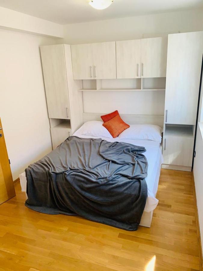Apartments Nika Sukošan Zewnętrze zdjęcie
