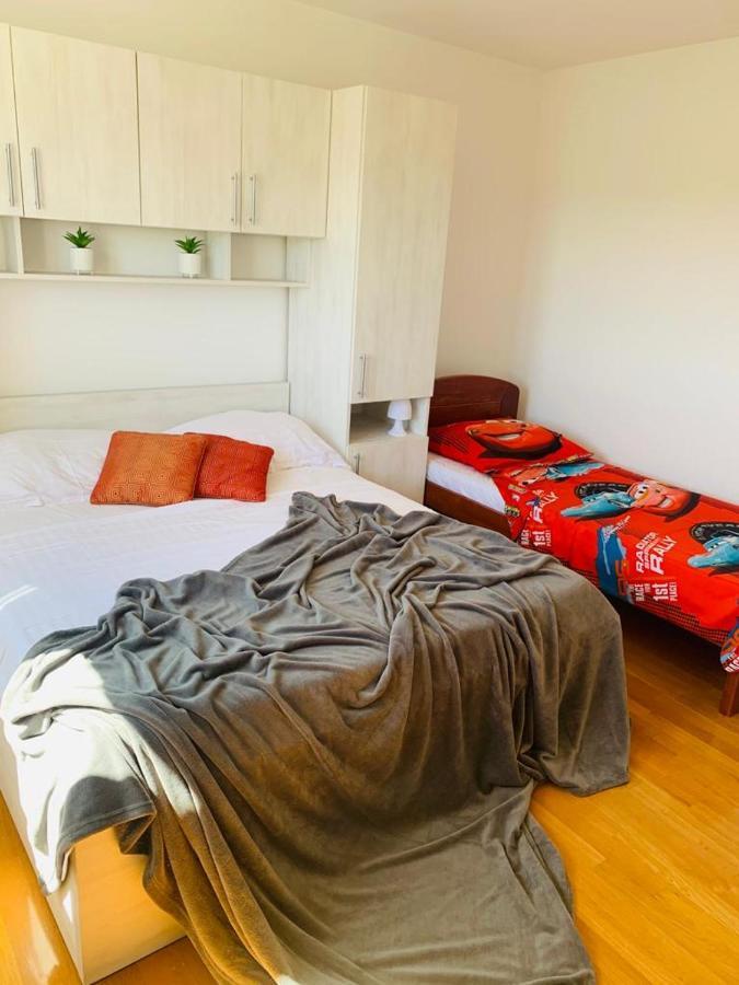 Apartments Nika Sukošan Zewnętrze zdjęcie