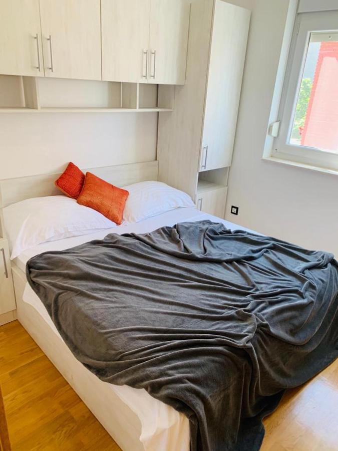 Apartments Nika Sukošan Zewnętrze zdjęcie