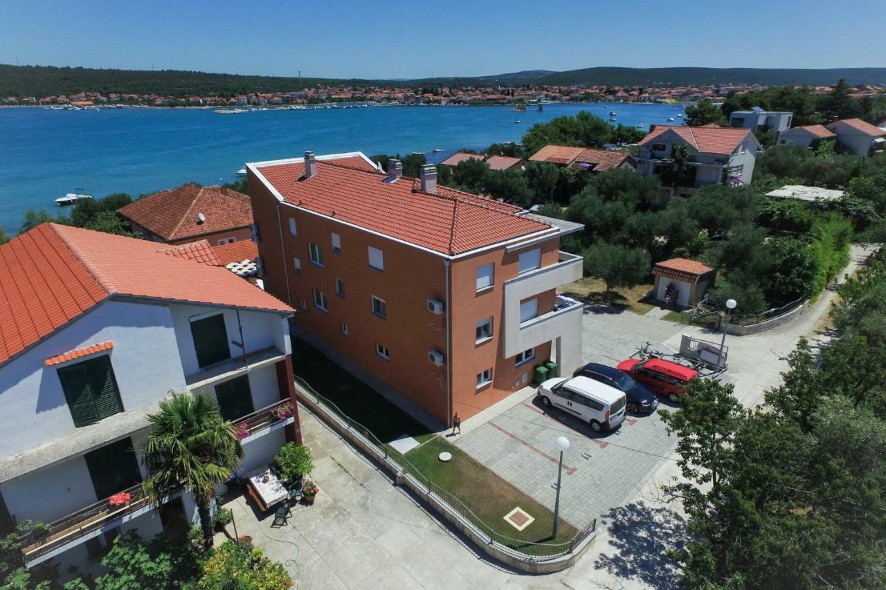 Apartments Nika Sukošan Zewnętrze zdjęcie